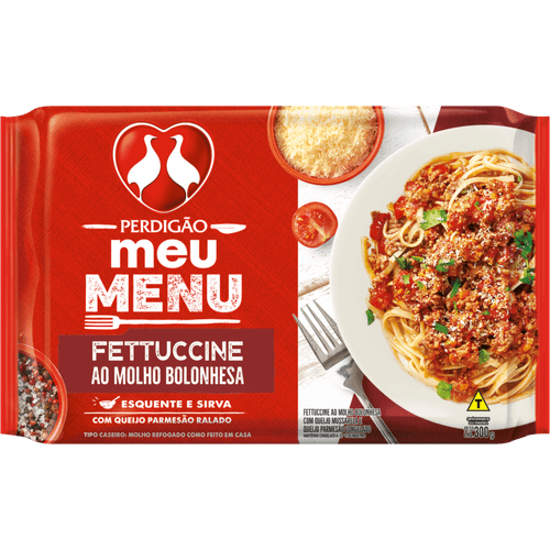 Fettuccine-Ao-Molho-Bolonhesa-Com-Queijo-Parmesao-Ralado-Perdigao-Meu-Menu-Pacote-300G